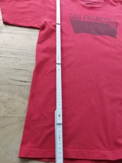 Rotes T-Shirt von Levis Gr M