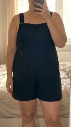 Salopette-Short schwarz Unisex - Komplettes Outfit