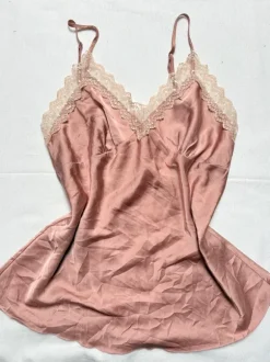 Satinstoff Rose Top
