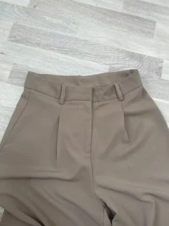 Schicke Damen Stoff Anzug Hose hell braun weites Bein