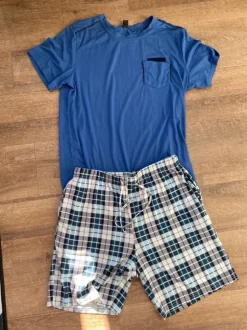 Schlafanzug Größe M blau