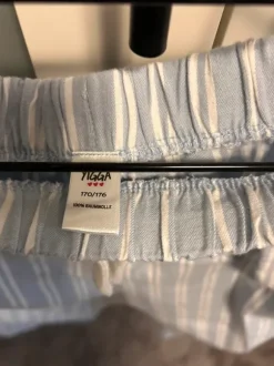 Schlafhose in Blau/weiss gestreift