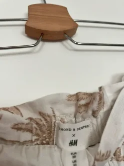 Schöne gemusterte Leinen Shorts