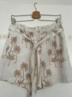 Schöne gemusterte Leinen Shorts