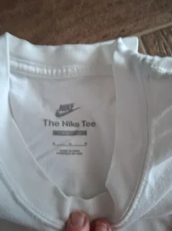 Schönes Weißes Herren Tshirt Gr M