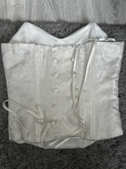 Schnürtop
