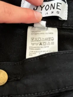 Schwarze Hose von Jyone Jeans in Größe L