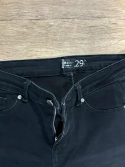Schwarze Jeans