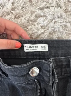 Schwarze Jeans