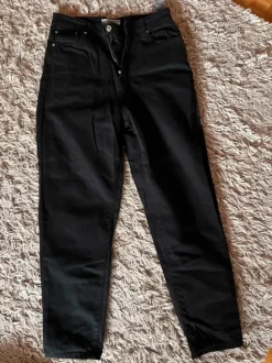 Schwarze Jeans / Mom Jeans