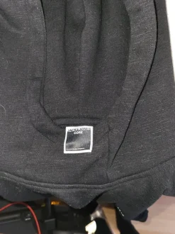 Schwarzer Hoodie Gr. 38