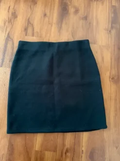 Schwarzer Minirock H&M