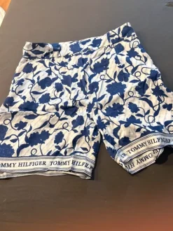 Süße Tommy Hilfiger Shorts gr 38