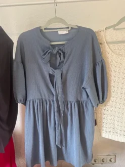 Süßes Kleid zu verkaufen