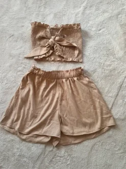 Süßes Set beige