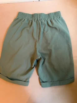 Shein Curve Shorts Khaki mintgrün Gr. XL Sommerhose