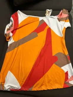 Shirt asymmetrisch