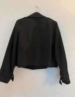 Short Trenchcoat in black
