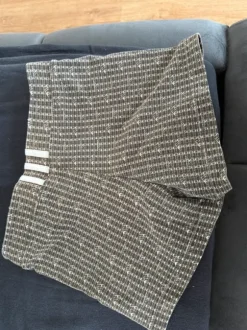 Shorts Adidas grau