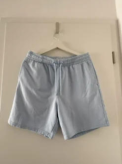 Shorts in Hellblau Größe M