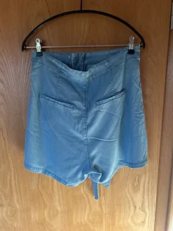Shorts mit hoher Taille von Vero Moda, Gr. L