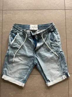 Shorts von Hund M Größe 32 hellblau