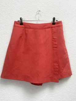 Short-Skirt Uniqlo