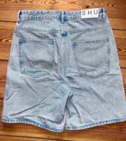 SHU Clothes Light Blue Denim Shorts Size 30