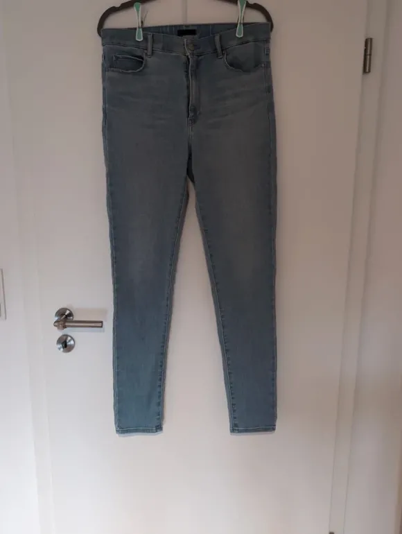Skinny Jeans von Uniqlo