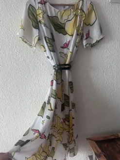 Sommerkleid mit Futter von bonprix
