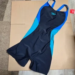 Speedo Asia Fit Badeanzug Legsuit Colourblock Splice ungetragen
