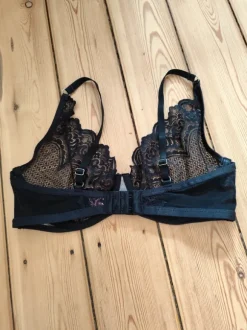 Spitzen BH hunkemöller 75E