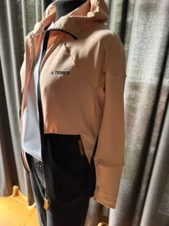 Sport Jacke von Adidas