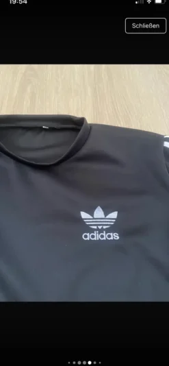 Sportanzug