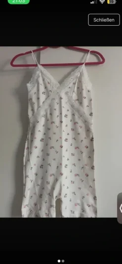 Süsser jumpsuit 🌸🌺