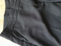 Stoffhose mit Glitzerfäden