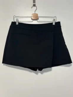 Stradivarius Skort