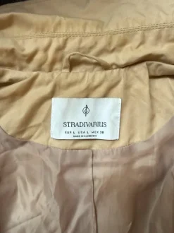 Stradivarius Trench coat