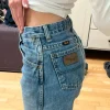 straight leg jeans wrangler