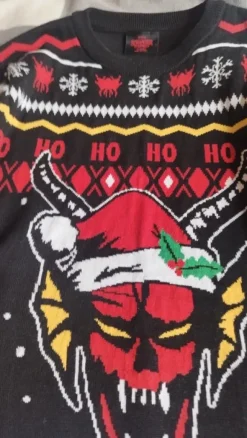 Stranger Things Hellfire Club Weihnachtspullover NEU Herren Gr. M