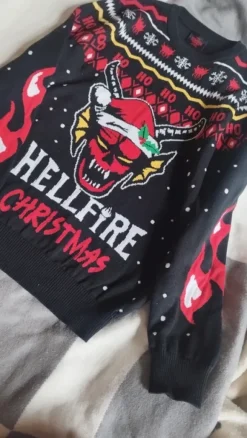 Stranger Things Hellfire Club Weihnachtspullover NEU Herren Gr. M