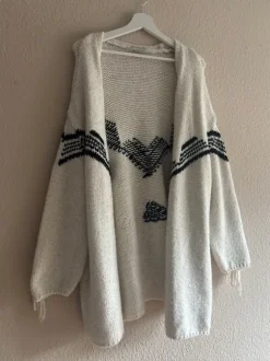 Strickjacke fransen