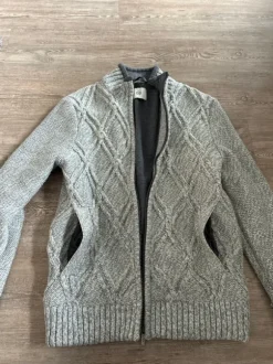 Strickjacke S