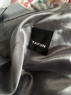Taifun Mantel