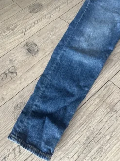 Tapered Jeans