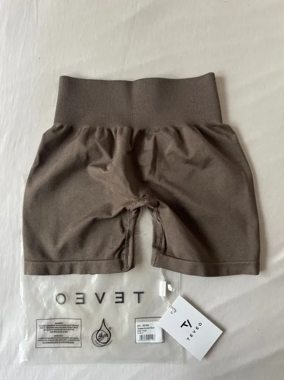 Teveo shorts mit Scrunch neu unbenutzt