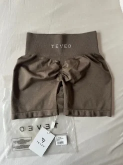 Teveo shorts mit Scrunch neu unbenutzt