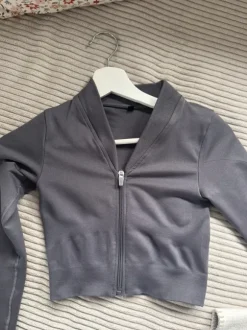 TEVEO Statement Zip Jacke Wie NEU