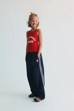 The new society jogger