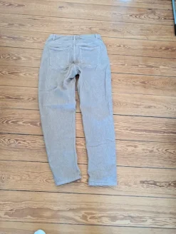 Tmrw Cordjeans